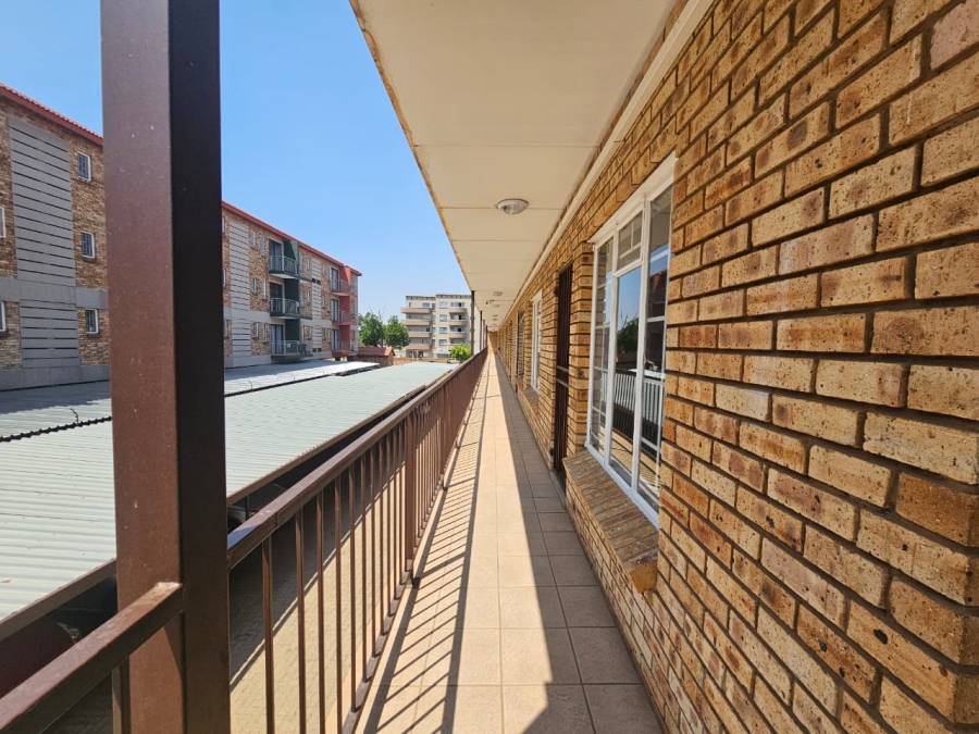 1 Bedroom Property for Sale in Die Bult North West